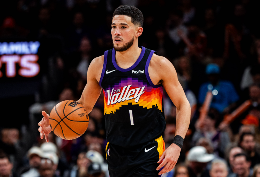 开云体育官网-格林复出2记三分布克27+3+4，探花带不动西帝25中7，太阳大胜76人