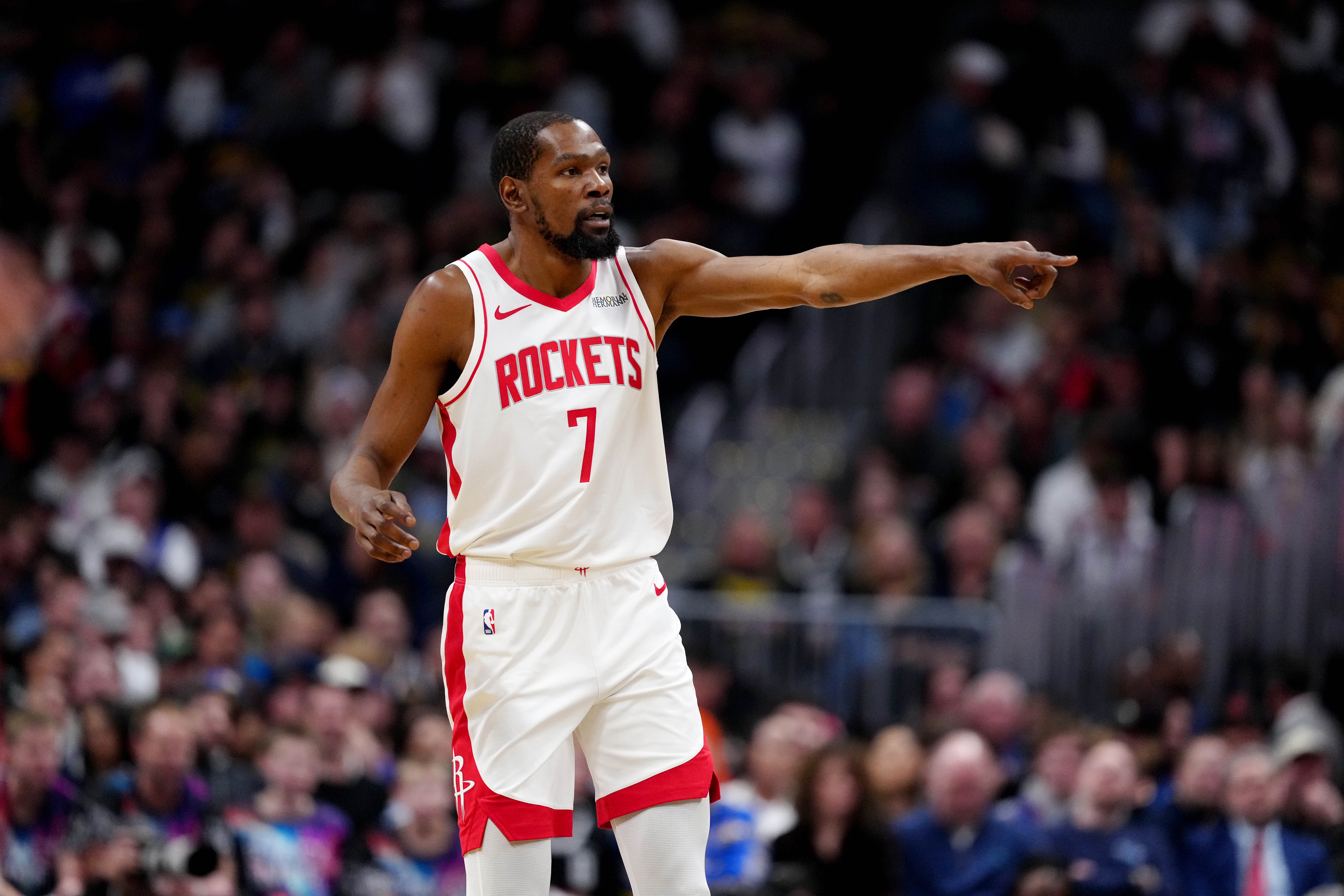 开云体育-夹KD火箭没招！最好终结点被迫成为发起点 阵容缺陷打硬仗被针对